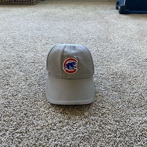 Gray Chicago Cubs hat